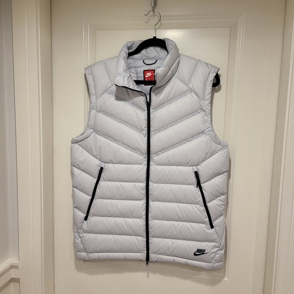 Nike Other - Nike down filled vest